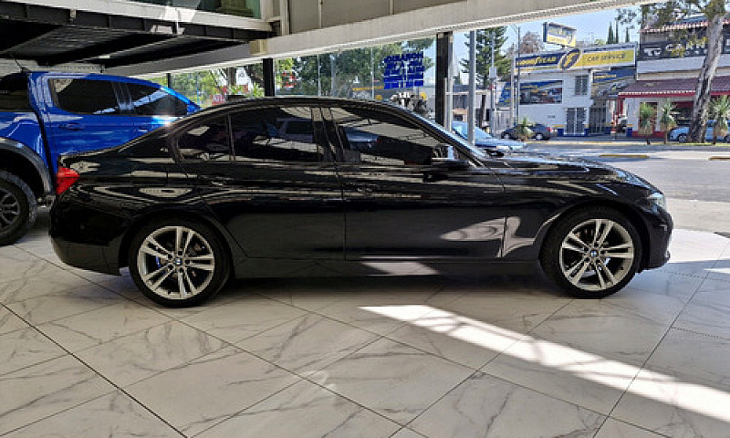 Bmw  Serie 3  2018...
