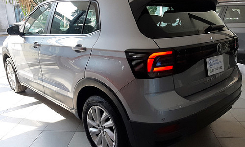 Volkswagen T-Cross 1...