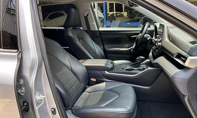 Toyota Highlander 20...