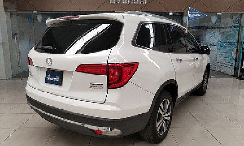 Honda  Pilot  2018...