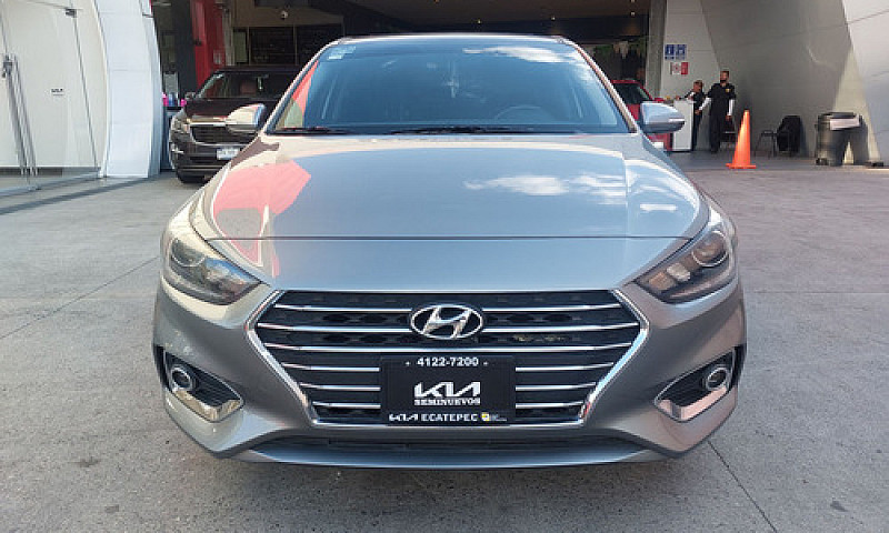 Hyundai Accent 2022 ...