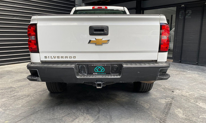 Chevrolet Silverado ...