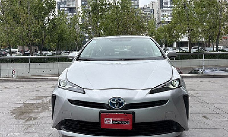 Toyota Prius 2022...