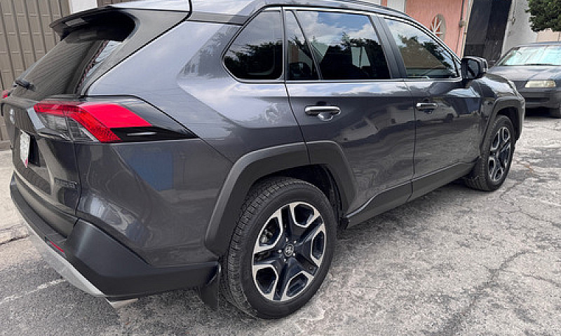 Toyota Rav4 2.5 Adve...
