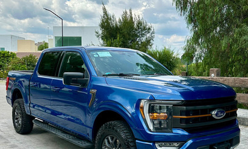 Ford Lobo Tremor 202...