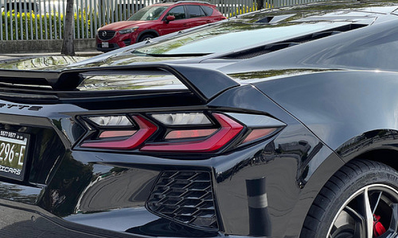 Chevrolet Corvette 6...