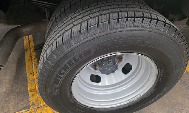 Ford F-350 Xl Plus M...