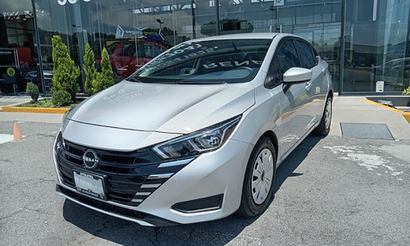 Nissan Versa 1.6 Sen...