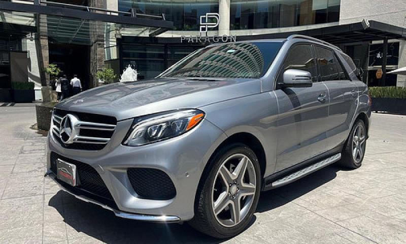 Mercedes-Benz Clase ...