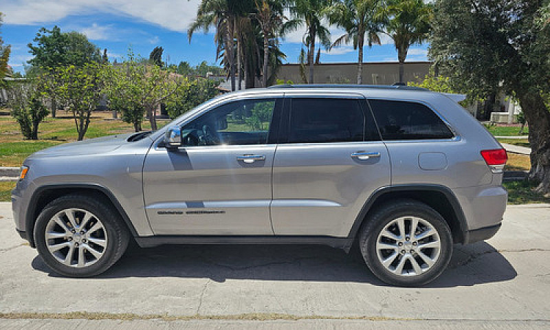 Jeep Grand Cherokee ...