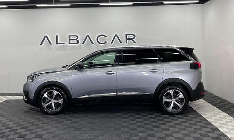 Peugeot 5008 2019...
