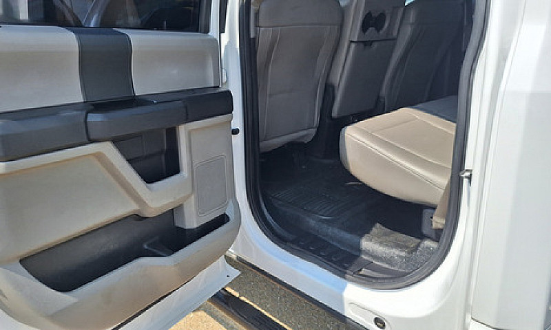 F350 4X4 6.7 Diesel...