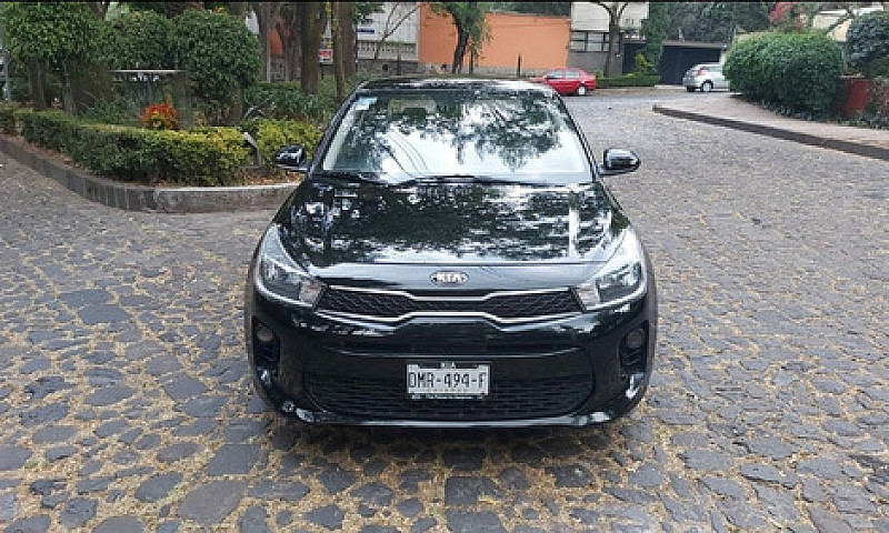 Kia Rio 2020!! Unico...