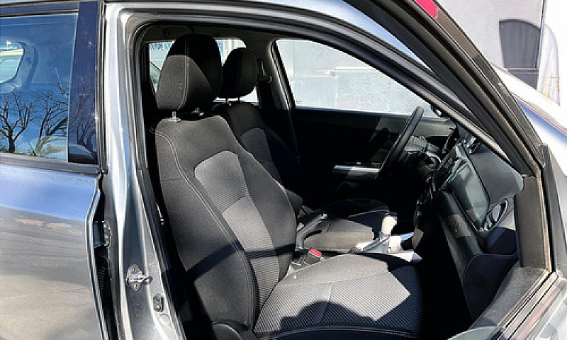 Suzuki Vitara 2020...