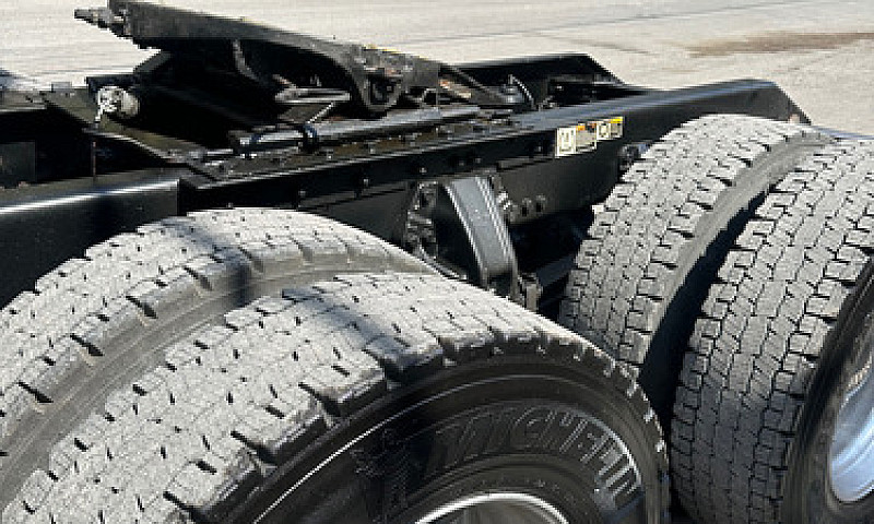 Kenworth T680...