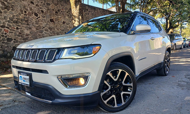 Jeep Compass 2021...