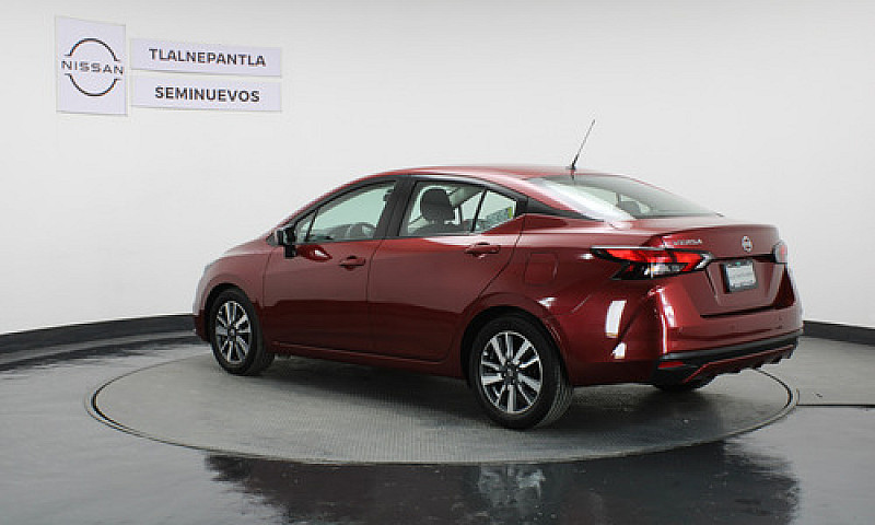 Nissan Versa 2020...