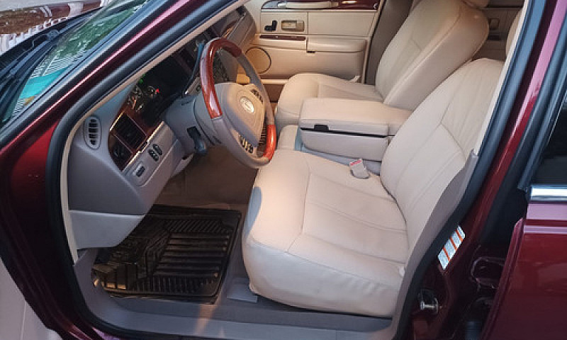 Lincoln Town Car 4.6...