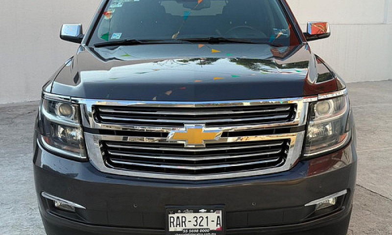 Chevrolet Suburban 5...