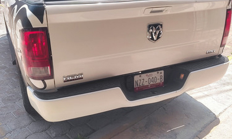Dodge Ram 2500 Doble...