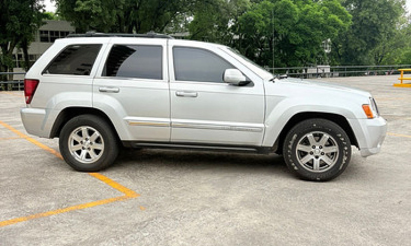 Jeep Grand Cherokee ...