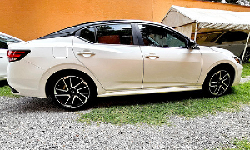 Nissan Sentra 2.0 Sr...