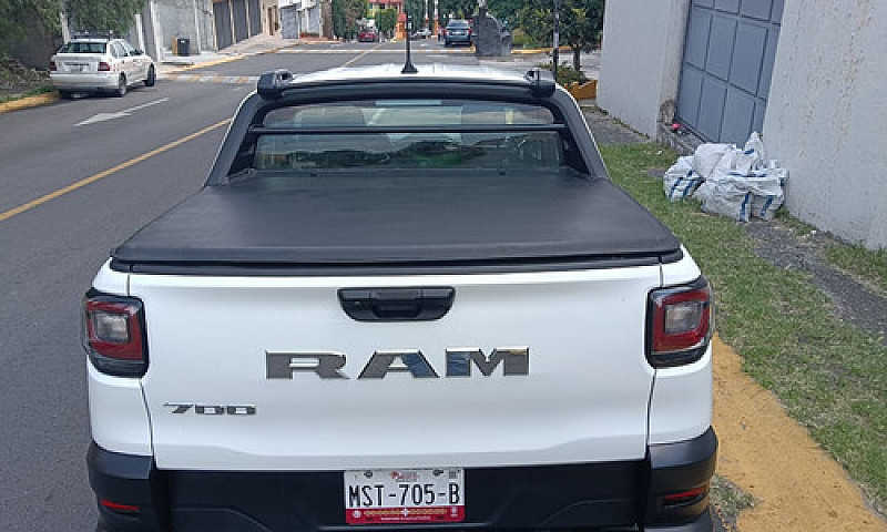 Dodge Ram 700 Doble ...