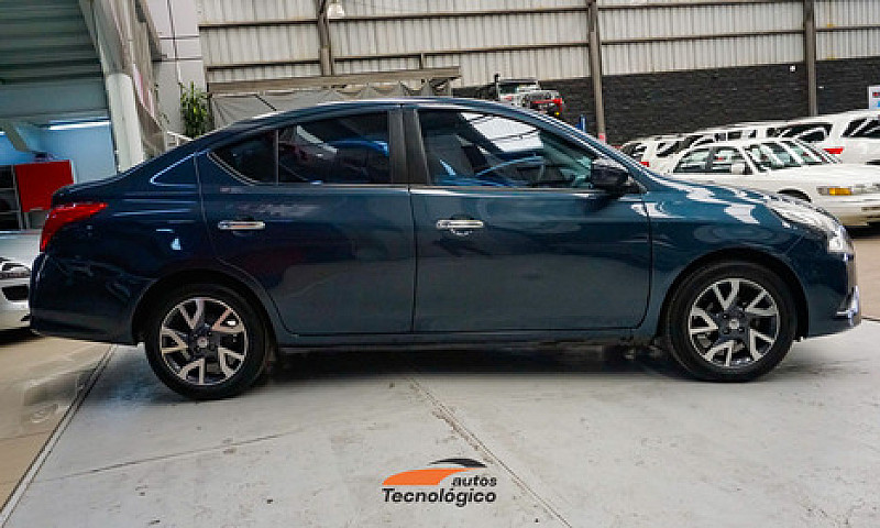 Nissan Versa 2015...