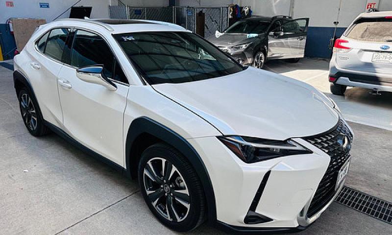 Lexus Ux 2025...