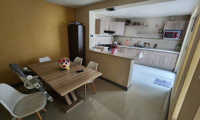 Hermosa Casa En Vent...