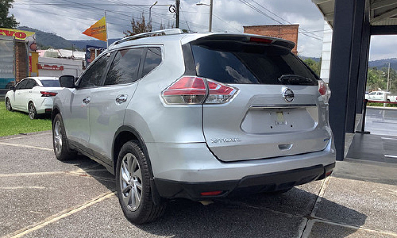 Nissan X-Trail 2017...