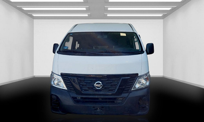 Nissan Urvan 2022...