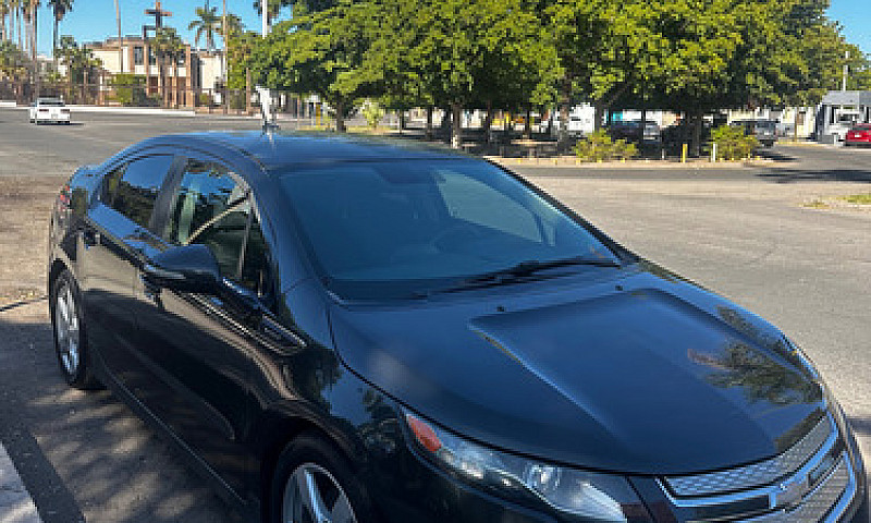 2014 Chevrolet Volt ...