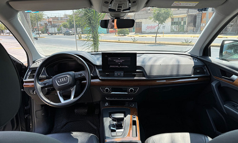 Audi Q5 2.0 L 45 Tfs...