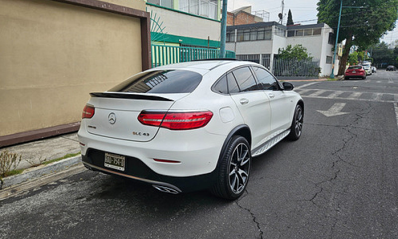 Mercedes Glc 43...
