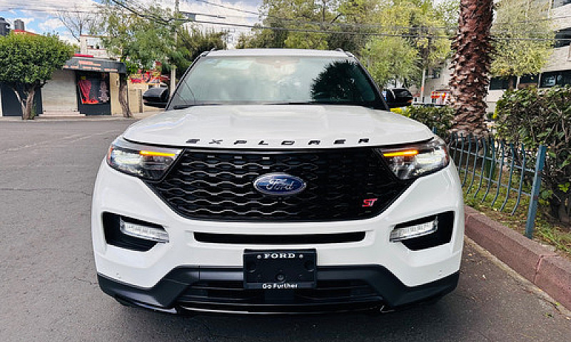 Ford Explorer 3.0 V6...