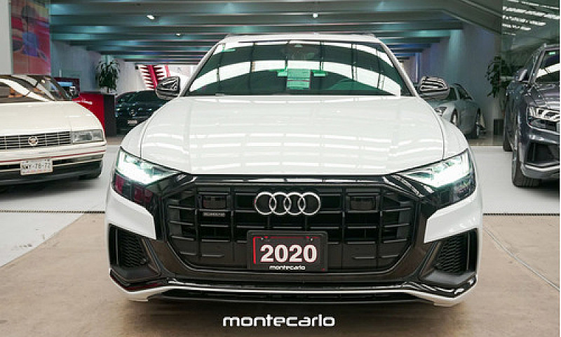 Audi Q8 2020...