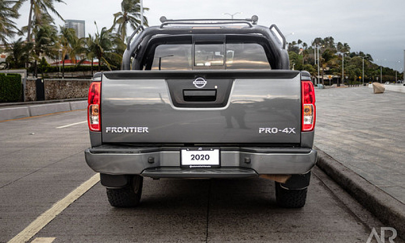 Nissan Frontier 2020...