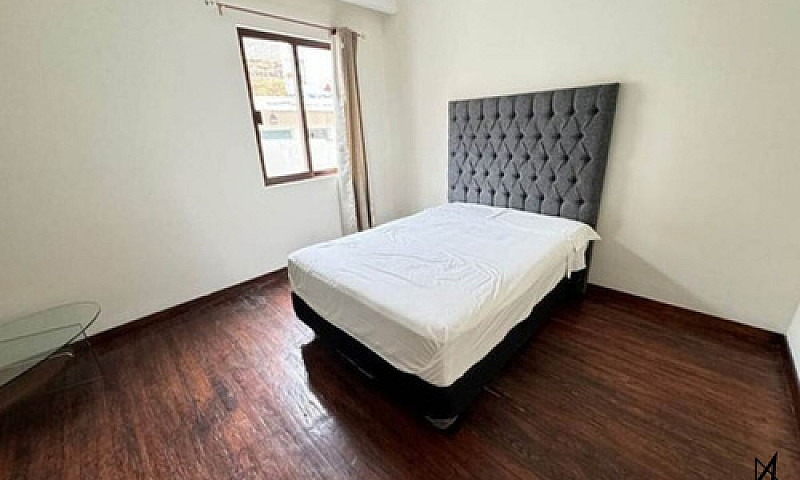 Casa En Venta En Flo...