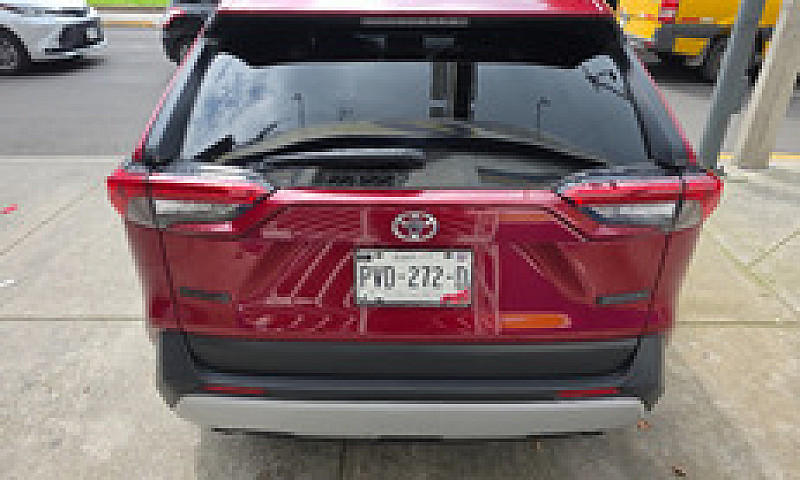 Toyota Rav4 2.5 Adve...