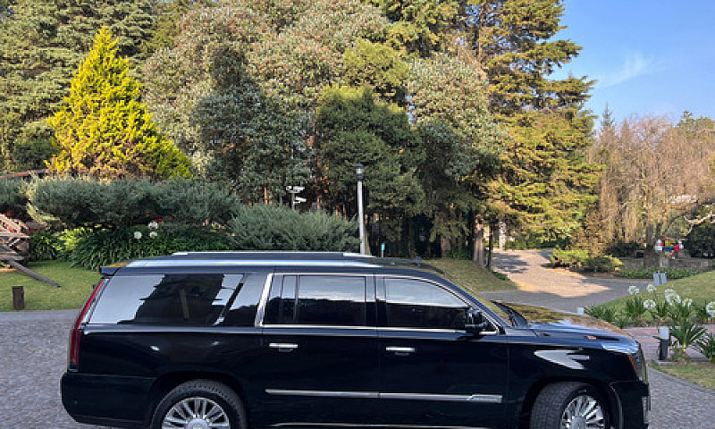 Cadillac Escalade Es...