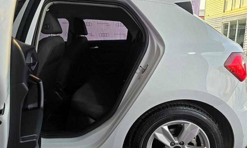Audi A1 2023...