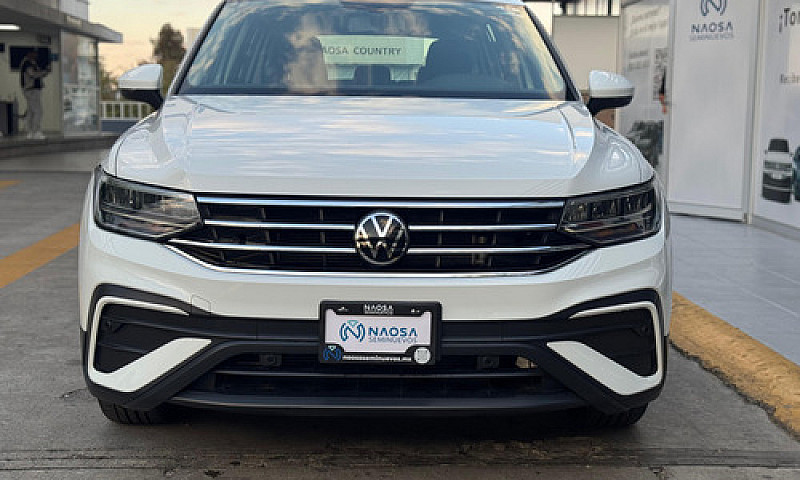 Volkswagen Tiguan 1....