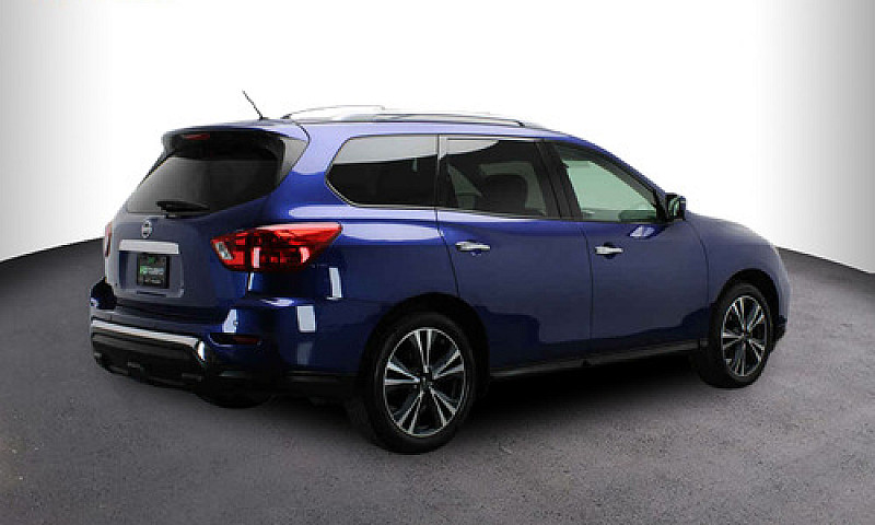 Nissan Pathfinder 20...