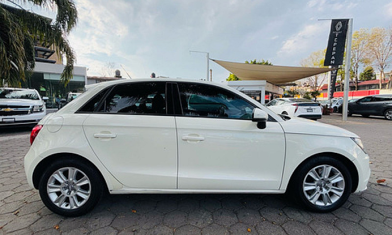 Audi A1 2015...
