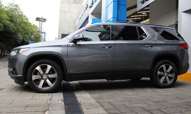 Chevrolet Traverse 2...