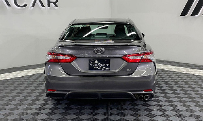 Toyota Camry 2019...