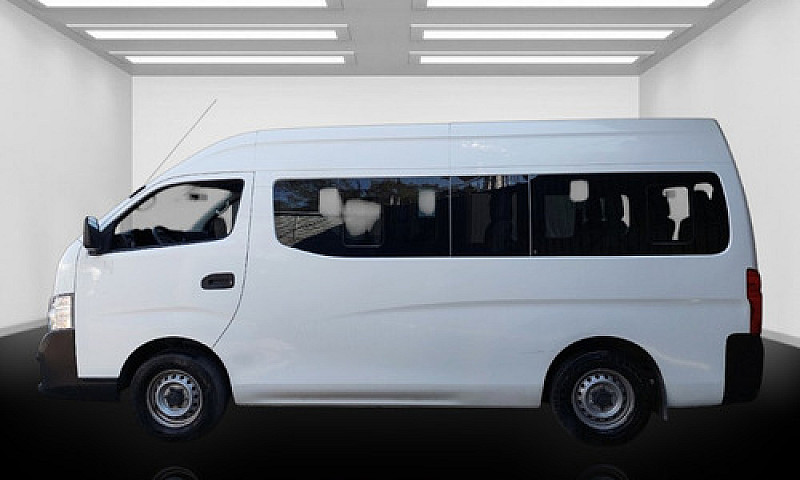 Nissan Urvan 2022...