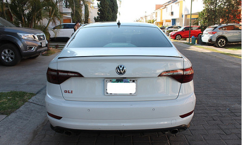 Volkswagen Jetta 2.0...