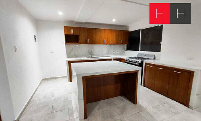 Casa En Venta Atrás ...
